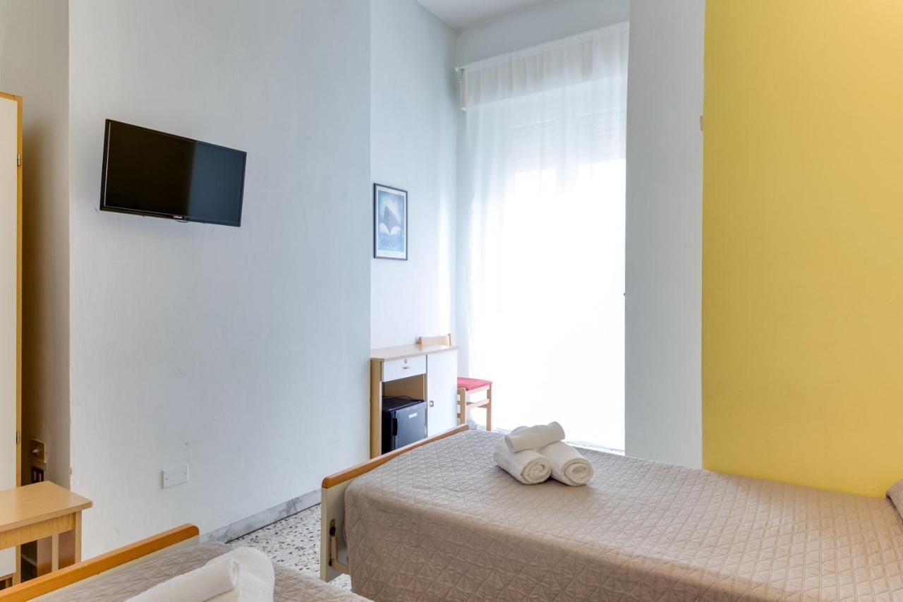Hotel Villa Merope Rimini Exterior foto